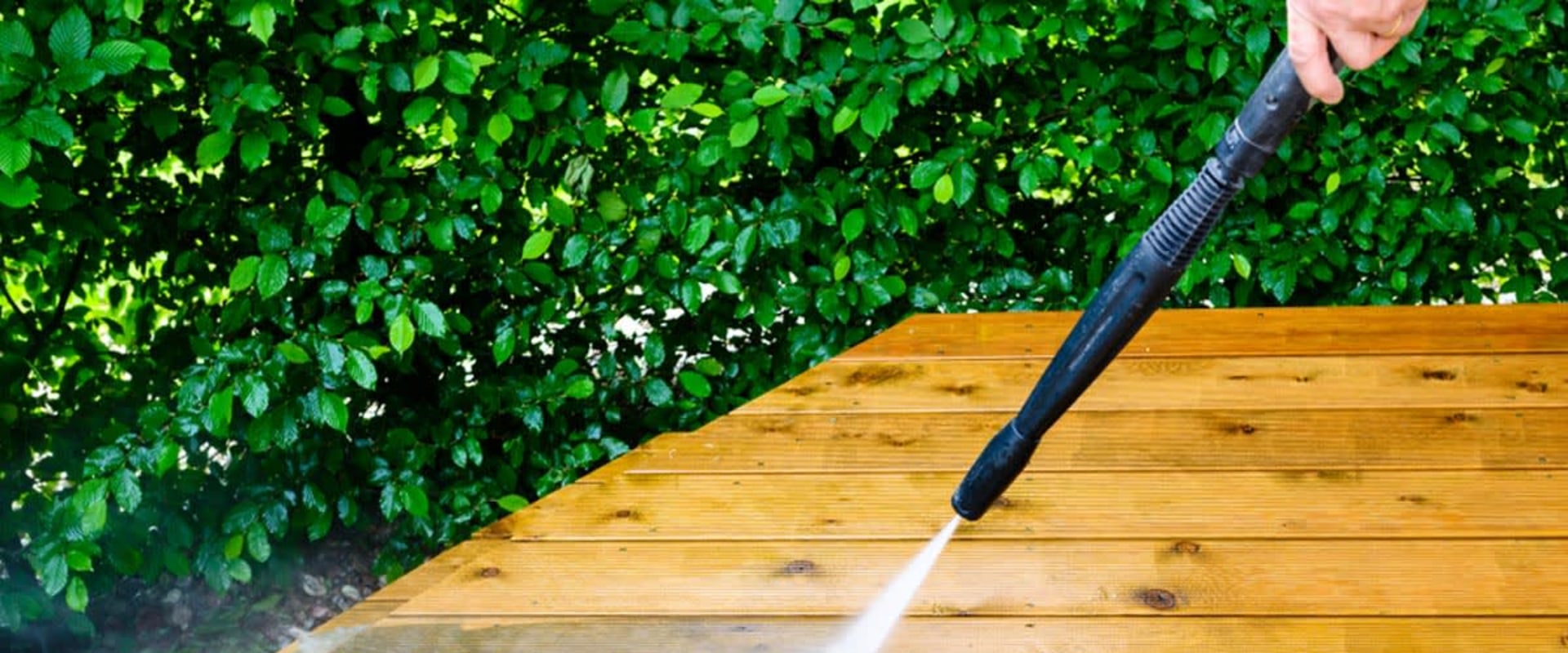 How to Price Pressure Washing Jobs: A Professional's Guide